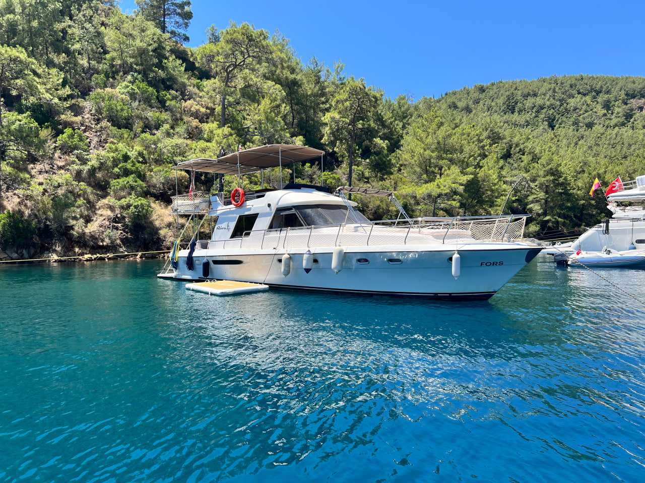 Göcek Koylarında Lüks Motoryat