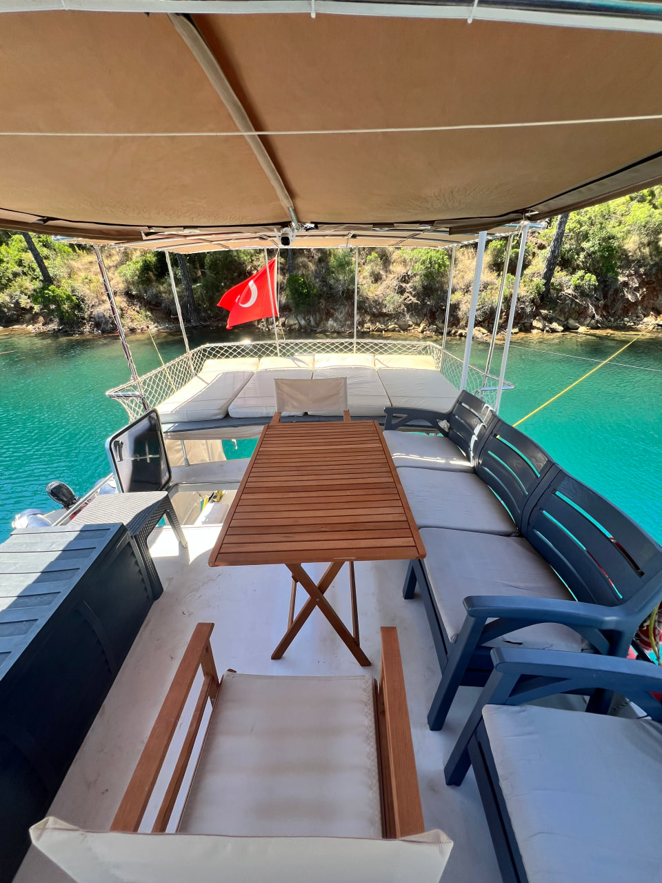 Fors Yacht deniz üzerinde seyir hali