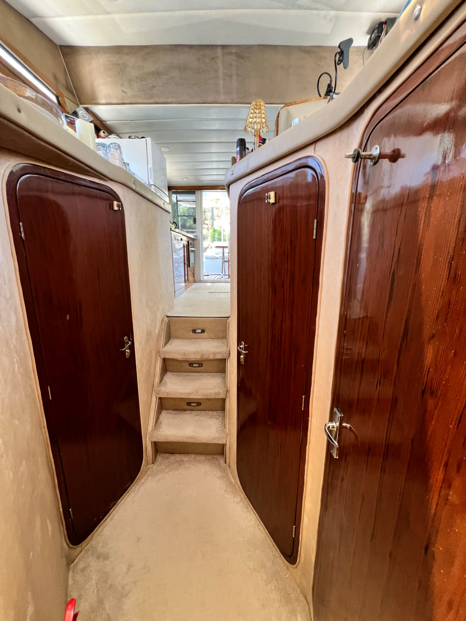 Fors Yacht master kabin ve lüks yatak